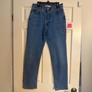 Women’s Levi’s Straight Leg Jeans Size 28